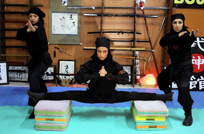 ninja perempuan Iran