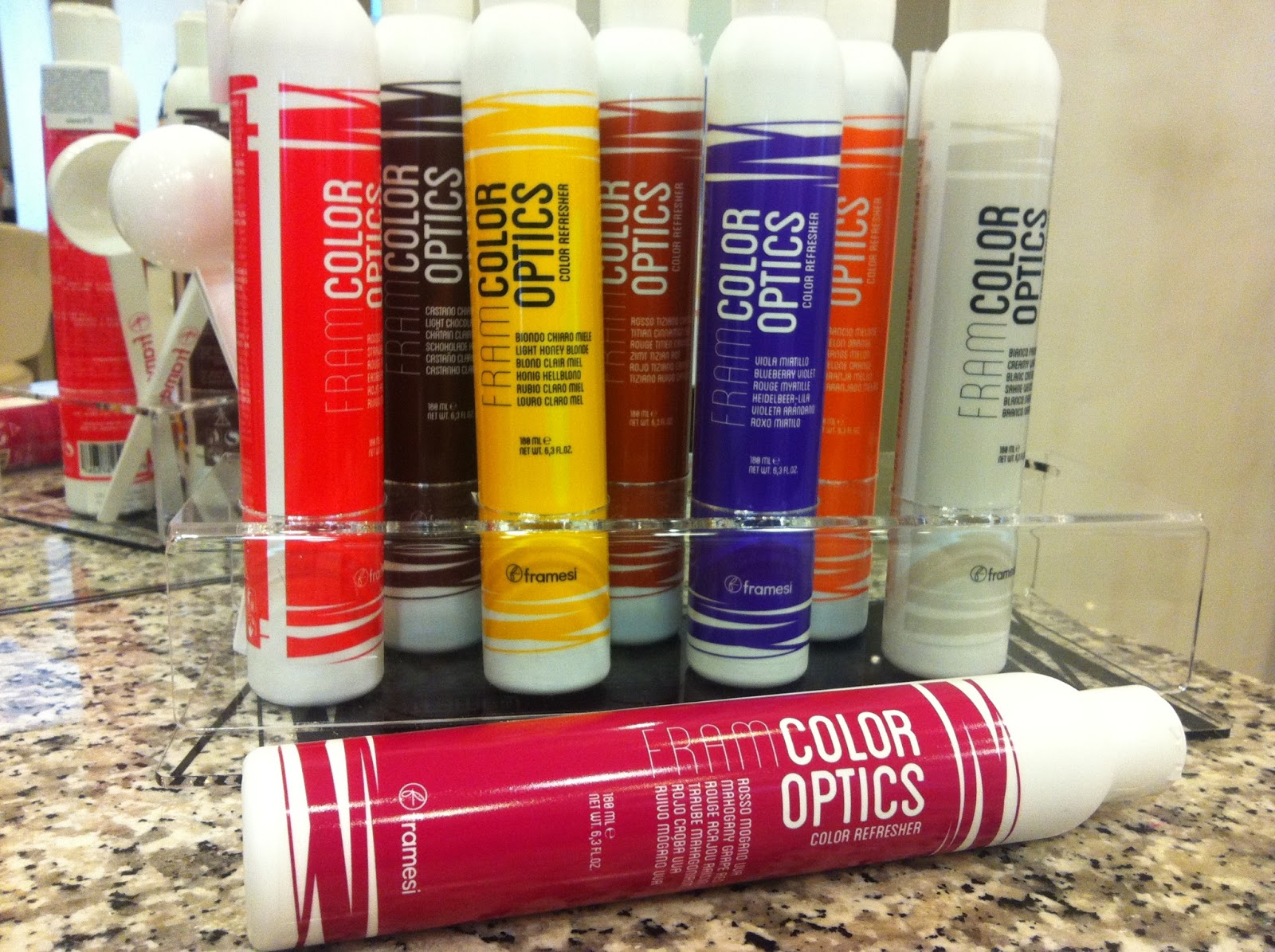 Framesi FramColor Optics Hair Color Refresher: riflessi rossi viola sui ...
