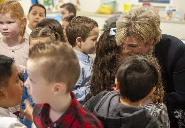 Princess Laurentien attended the opening of the 17th edition of the National Reading Breakfast Days at the Zoetermeer Forum. Missoni