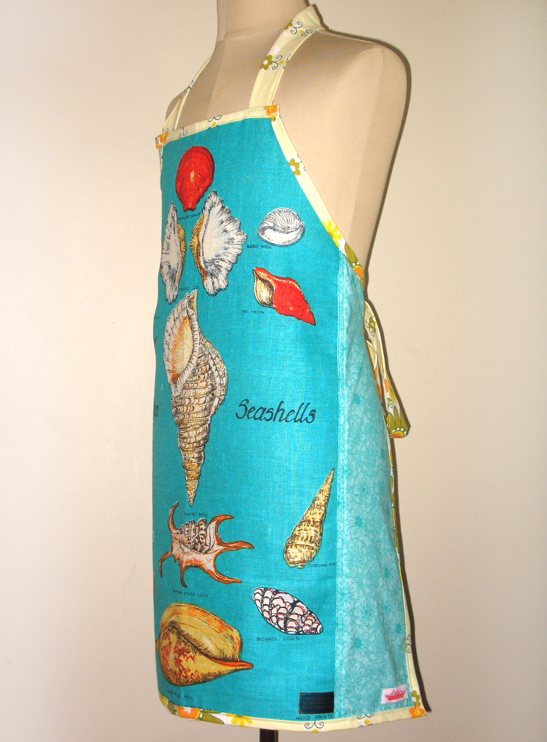 Shell Apron Merry-Go-Round Handmade: December 2012