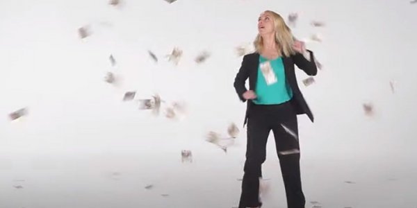 Σποτ ΣΥΡΙΖΑ: Ηταν σατιρικό απαντά η Κουμουνδούρου και τα βάζει με την ΕΣΗΕΑ