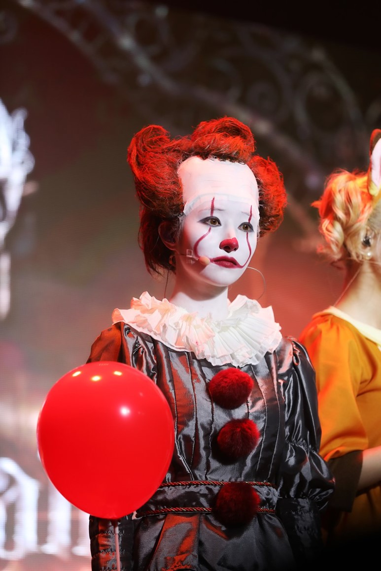 작년 할로윈과 이번 할로윈이 완전 다른 드림캐쳐 수아 | 인스티즈