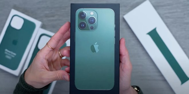 Mở hộp iPhone 13 và iPhone 13 Pro Xanh lục đang “sốt xình xịch”