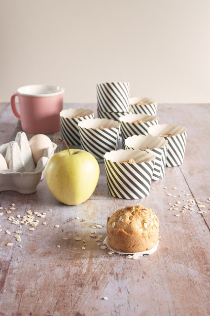 Muffin light con mele e fiocchi d'avena