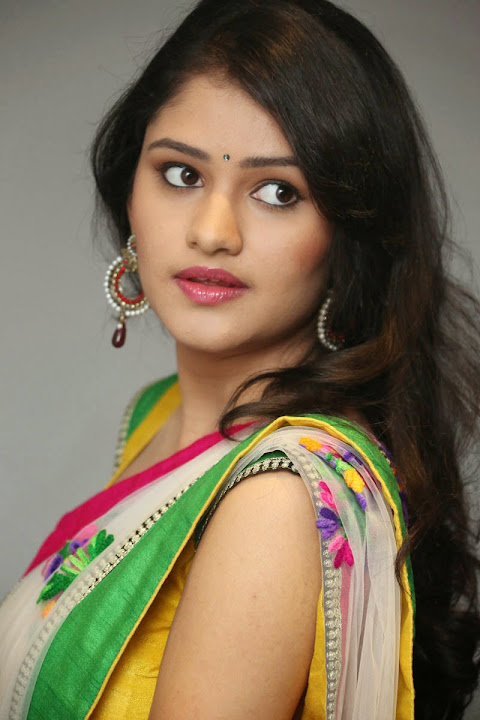 Kushi glamorous saree photos-thumbnail-56