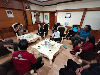 Taufik Hidayat Apresiasi Seniman Pantura Seniman Pantura E satu.com