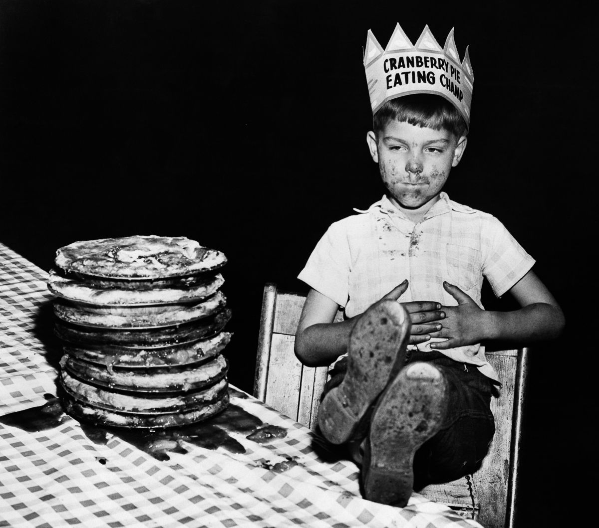 22 Amazing Vintage Photographs That Prove Eating Contests Have Been
