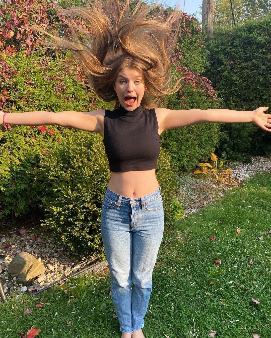 Starlet Arcade: Lyliana Wray