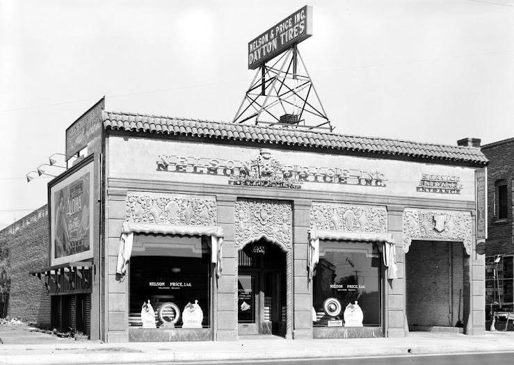Just A Car Guy wow, this is how nice a TIRE shop used to be in Van