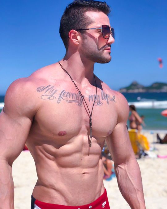 handsome-bare-chest-tattoo-shirtless-muscle-beach-hunk