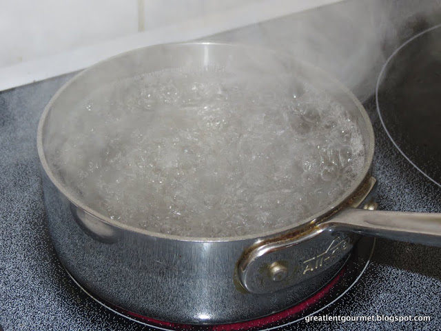 Great Lent Gourmet: Day 11: Sage Tea - Faskomilo - March 28, 2013