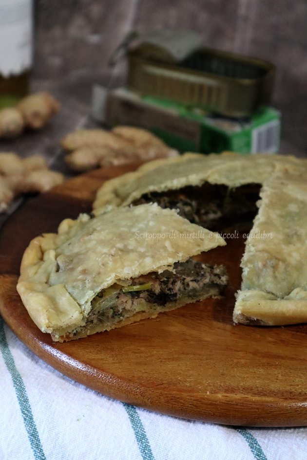 Torta rustica con carciofi, sardine e zenzero