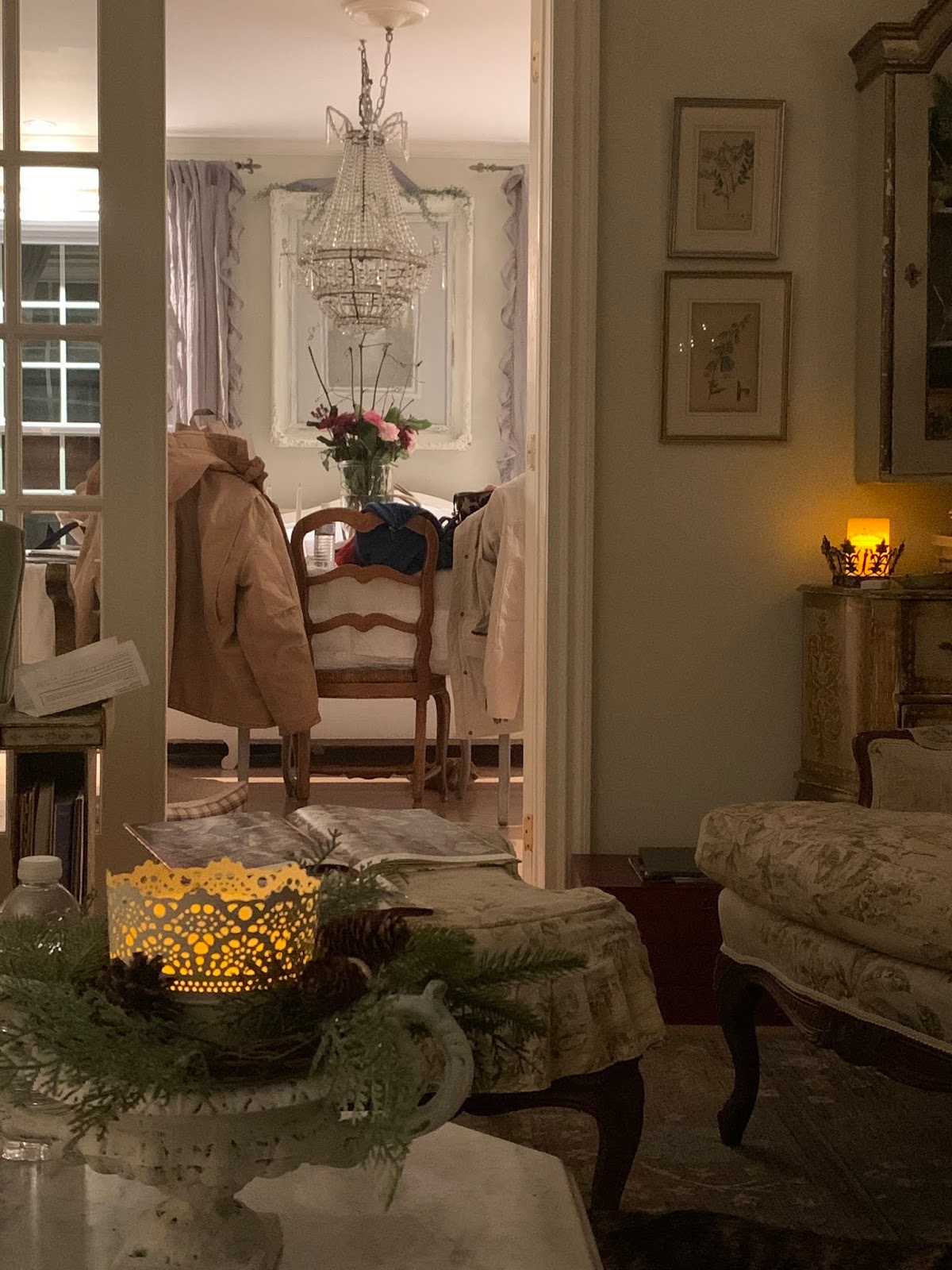 Maison Decor European Woodland Lodge Decor