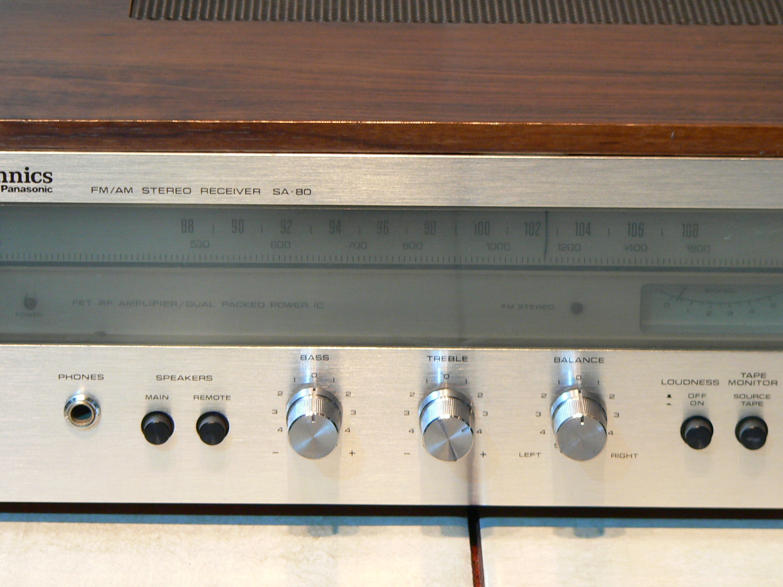 sudistribuidor audio hifi and hiend RECEIVER TECHNICS SA80 JAPAN