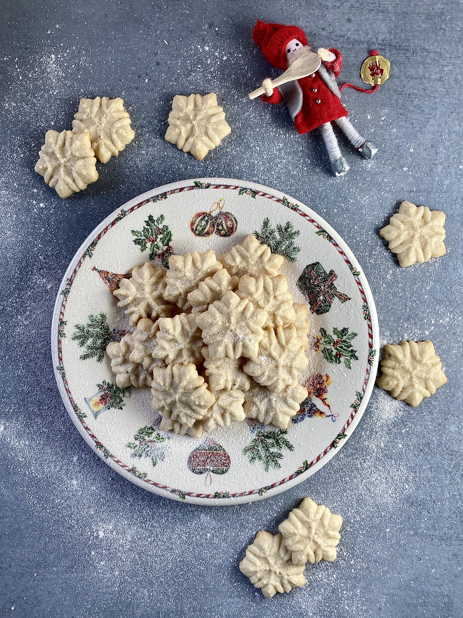chai spice cream cheese spritz cookies