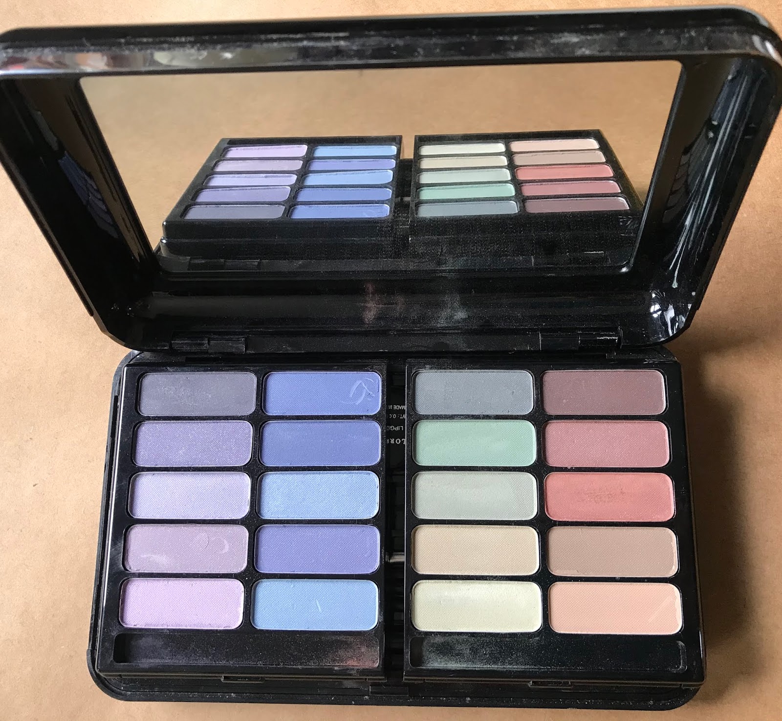 Hudson Valley Sketches Makeup Kit to Painting Set Conversion