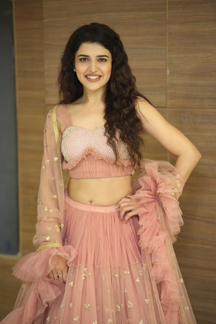 Chitra Shukla IMAGES, GIF, ANIMATED GIF, WALLPAPER, STICKER FOR WHATSAPP & FACEBOOK