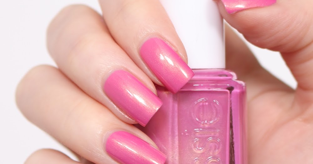 MacKarrie Beauty Style Blog: Essie One way for one