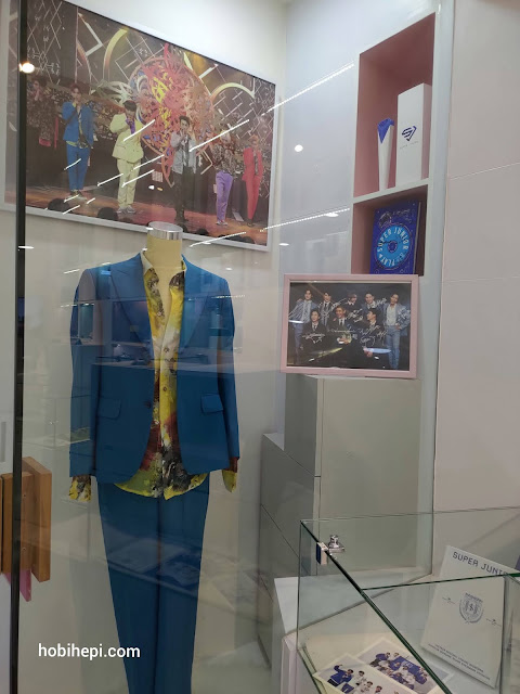 kostum suju SM Entertainment Indonesia