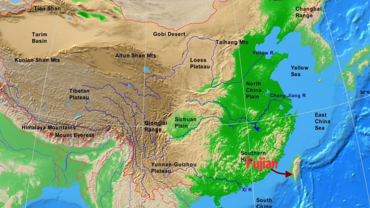 Великая китайская равнина на карте евразии. Рельеф Китая карта. Великая китайская равнина на карте. Пустыня Гоби на карте Китая. Джунгарская Гоби пустыня на карте.