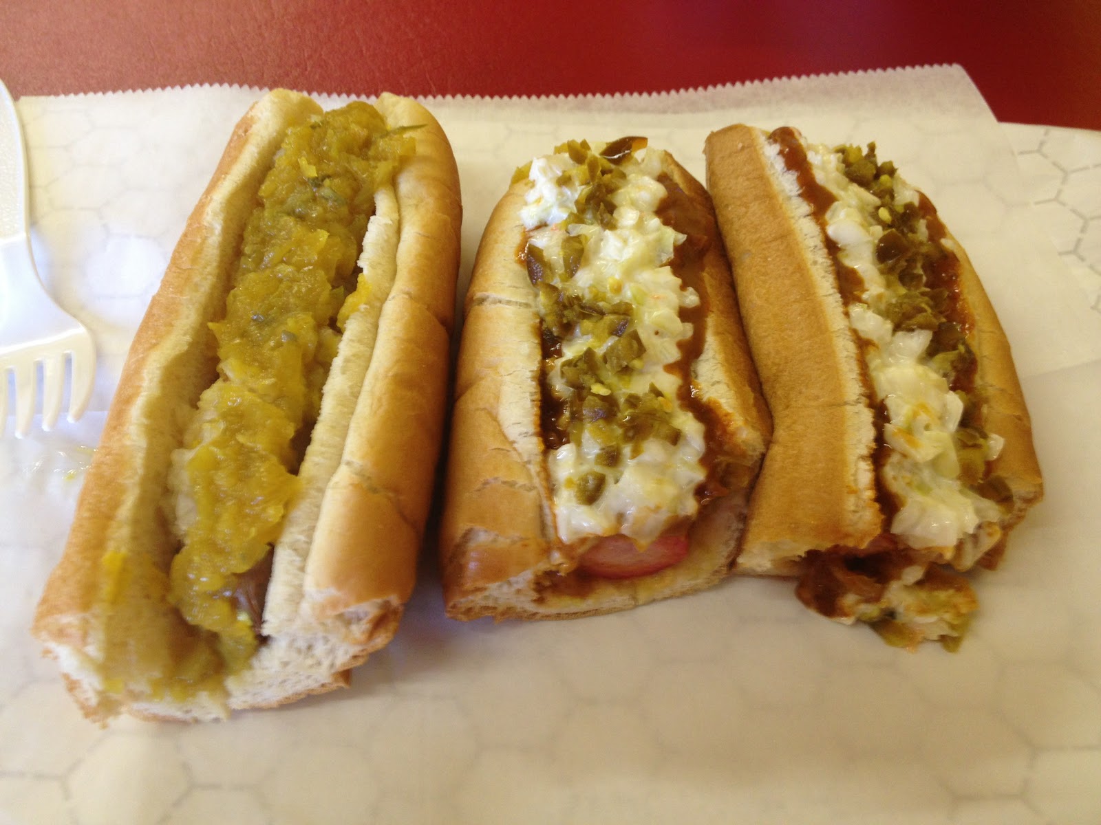 PIG OUT SPOTS Miss Griffin's Footlong Hot Dogs (Chattanooga, TN)