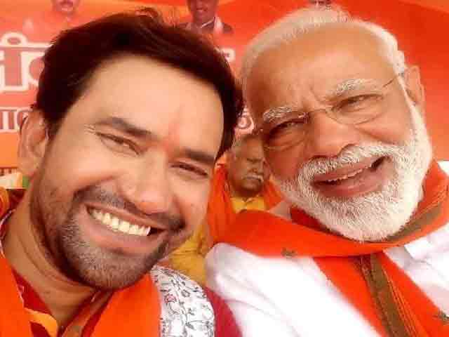 BJP में शामिल हुए Actors/ Film Actors in BJP