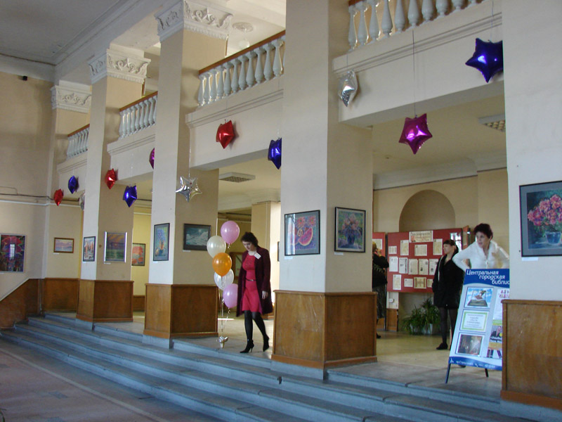 городская библиотека нижний тагил. городская библиотека нижний тагил. центральная библиотека нижний тагил. проспект строителей 1 нижний тагил. центральнаягородская библиотеканижний танил.