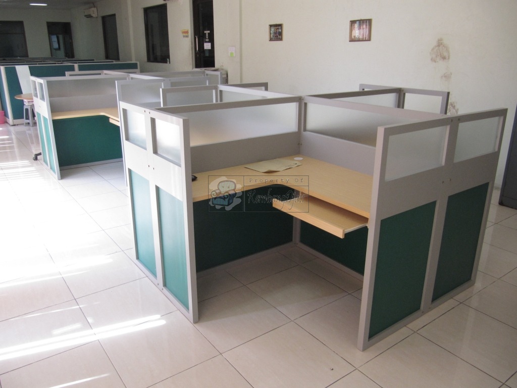 Office Cubicle Workstation + Furniture Semarang (ads) Custom