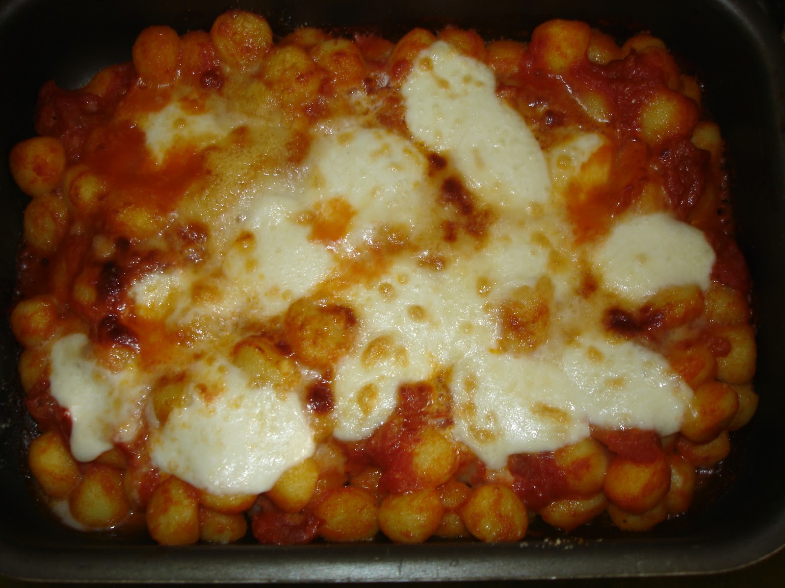 Gnocchi al forno con pomodoro e mozzarella