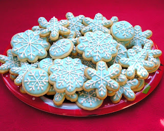 I placed a big ol' order from Karen's Cookies. Food coloring, small ...