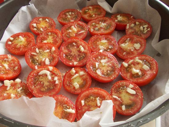 Recette facile et rapide: tomates au four avec origan - Recettes Cuisine