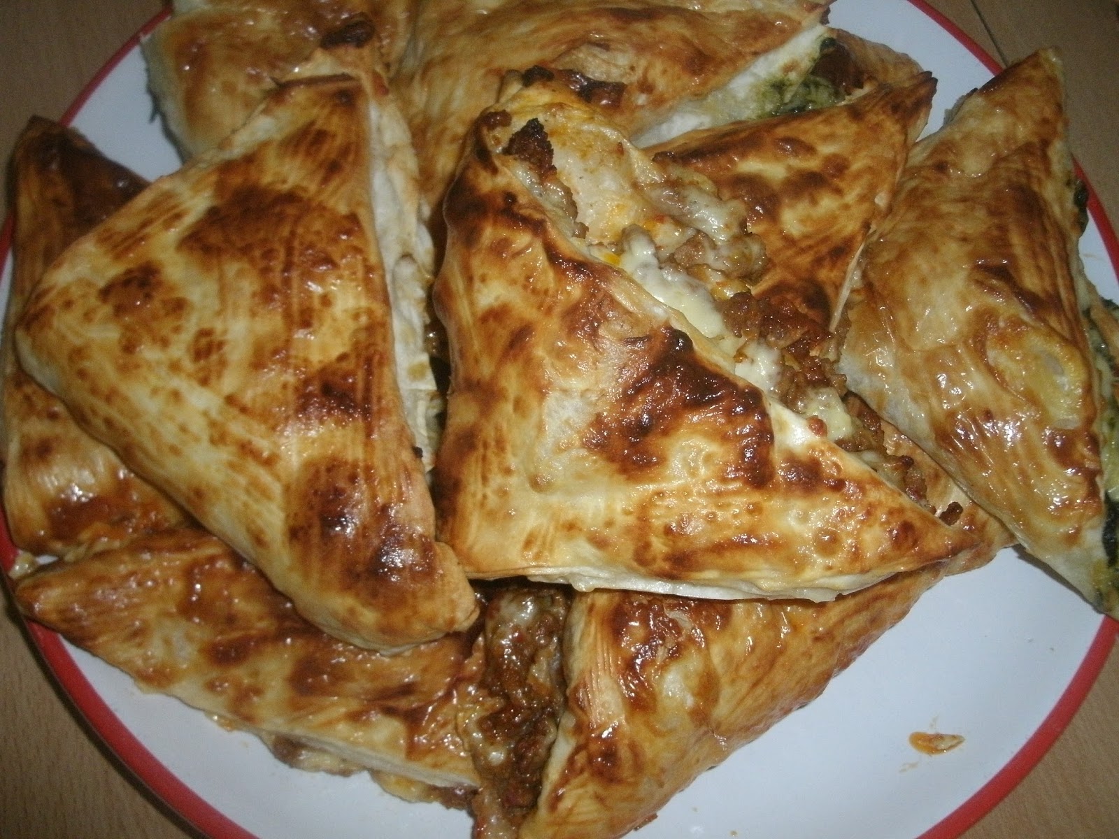 Türkische Rezepte (24) - &amp;quot;Yildiz Börek&amp;quot; , Börek-Ecken mit Spinat und ...