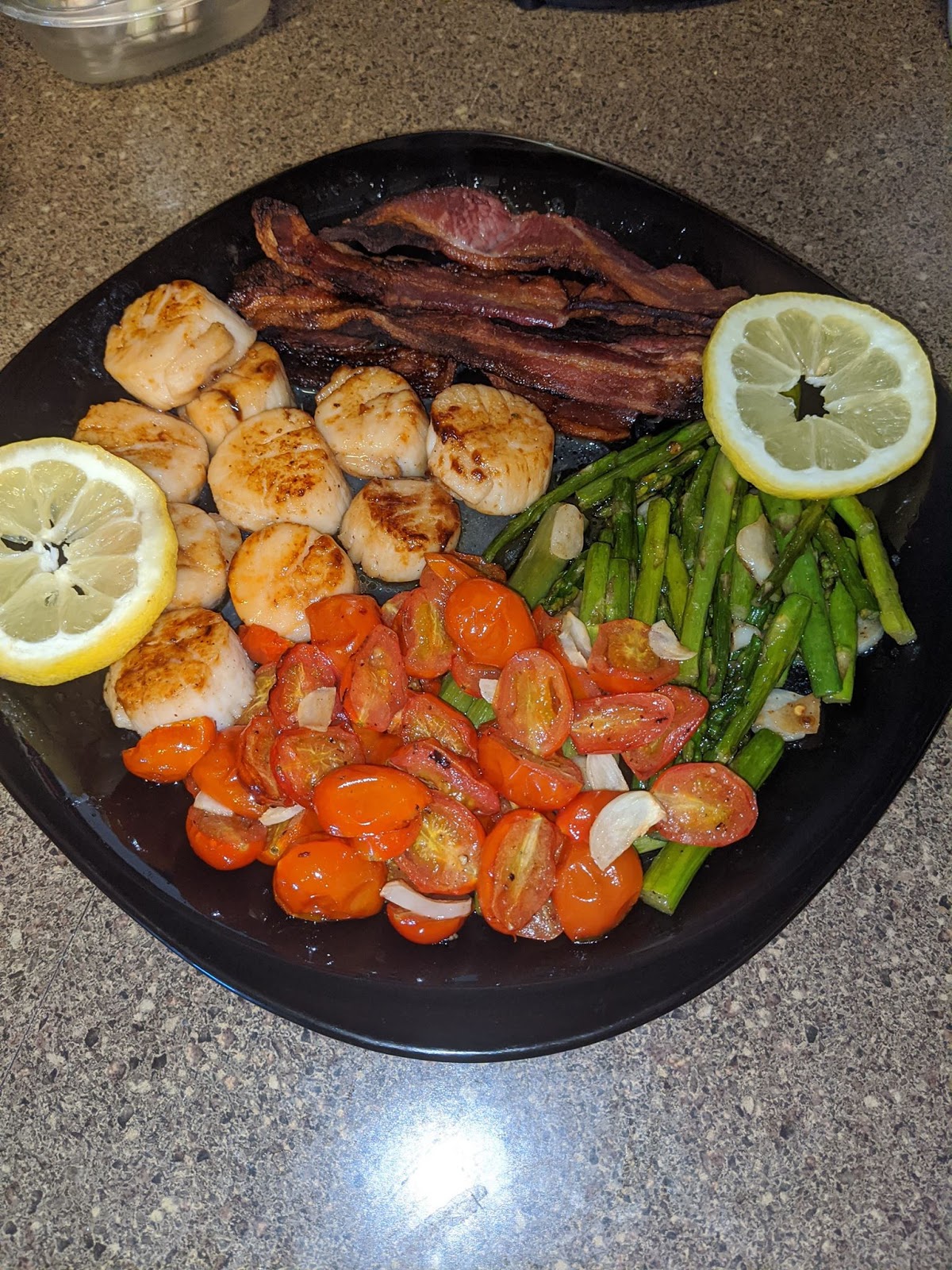 Paleo Eats and Treats! Scallops with Bacon