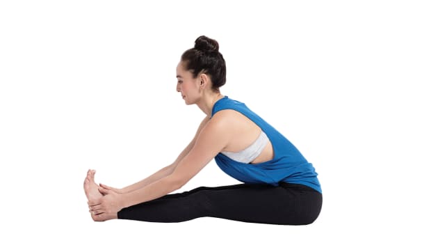 6 Yoga Poses for Better Digestion