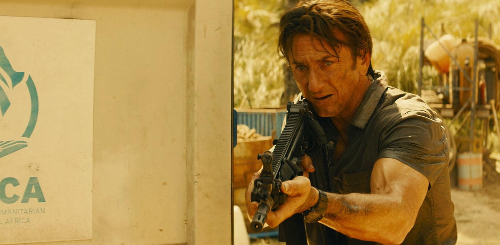 Films Et Séries Tv Avec Sean Penn Sean Penn entra em ação no trailer de The Gunnan, com Javier Bardem e