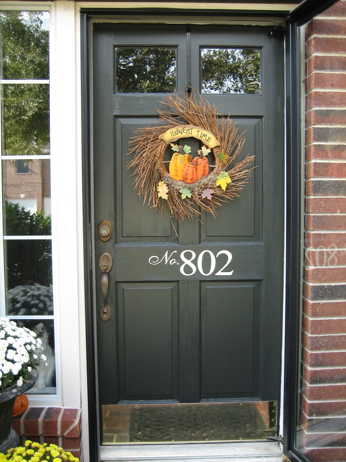 hotel_banyurip How to Paint a Door (Without Removing It.)