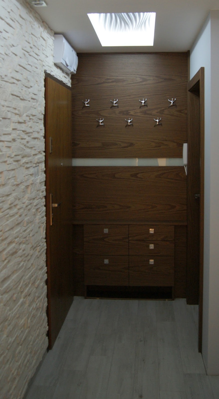 Profesjonalne Wykończenia Wnętrz: Przedpokój