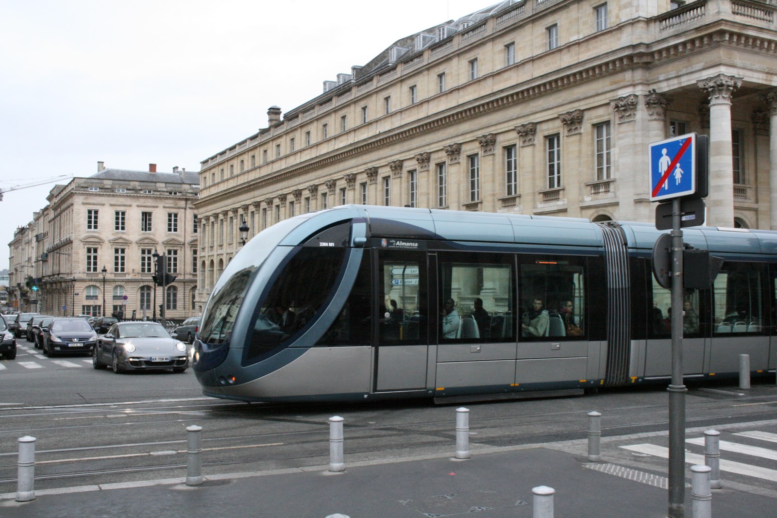 Bordeaux trams underground power feeding the overground trains
