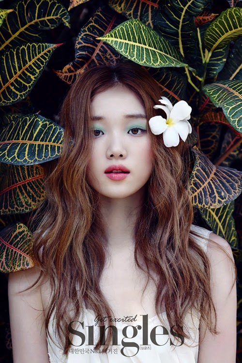 Lee Sung Kyung Shows Her Stuning Beauty As A Bride In Wedding Pictorial