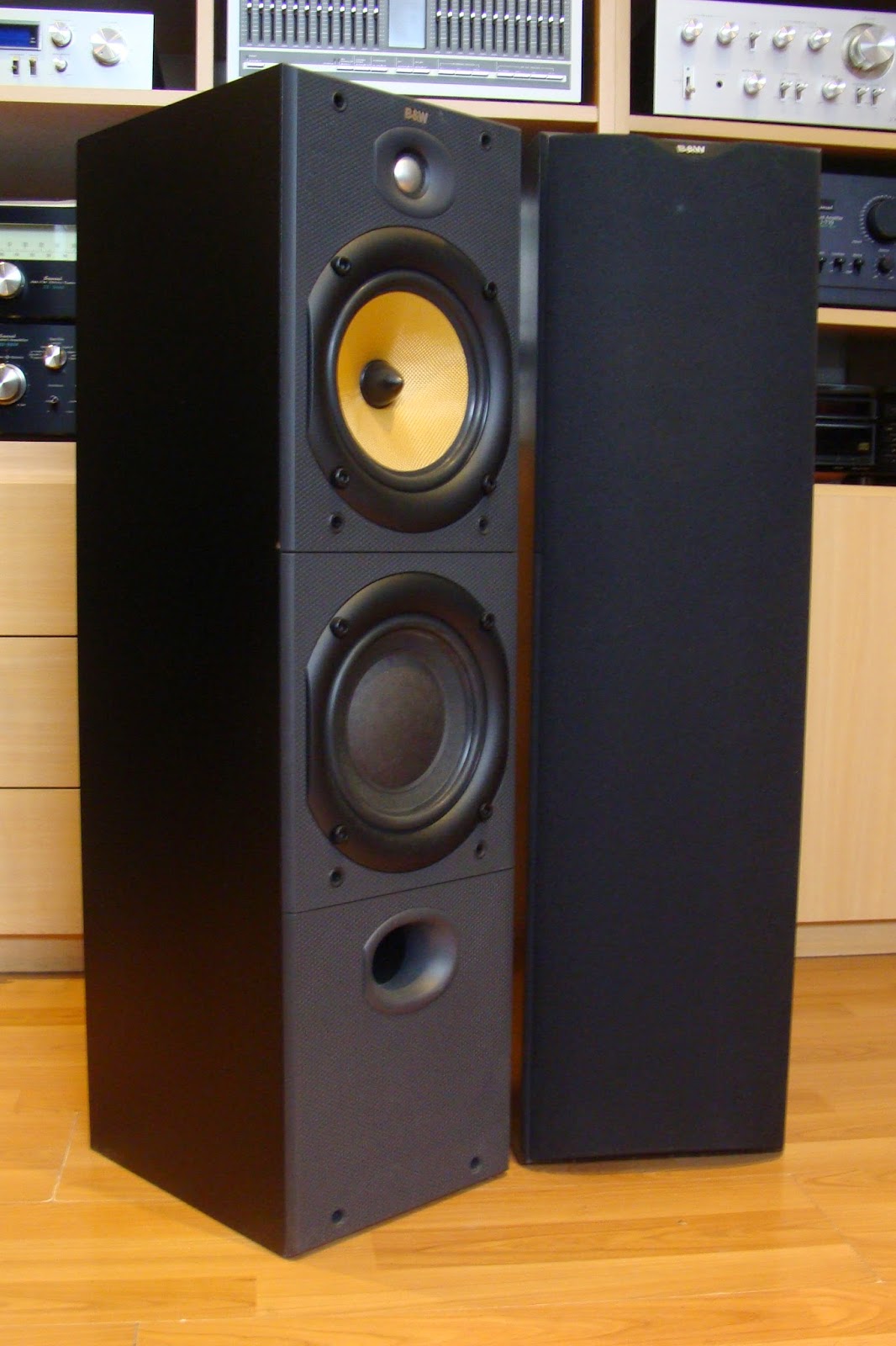 b-w-dm-603-s2-loudspeakers-audiobaza