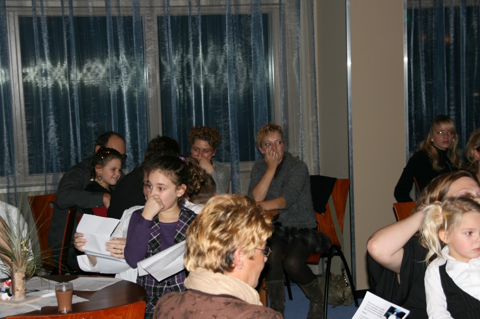 Oma vertel eens...: Oma is 75 jaar geworden