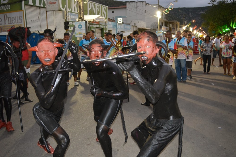 FOTOS Começou a Micareta de Jacobina 2014, com o Abrealas Cultural