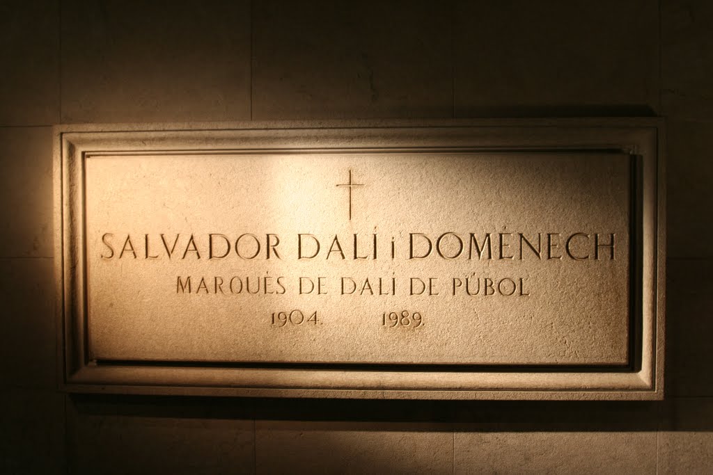 Сальвадор дали могила