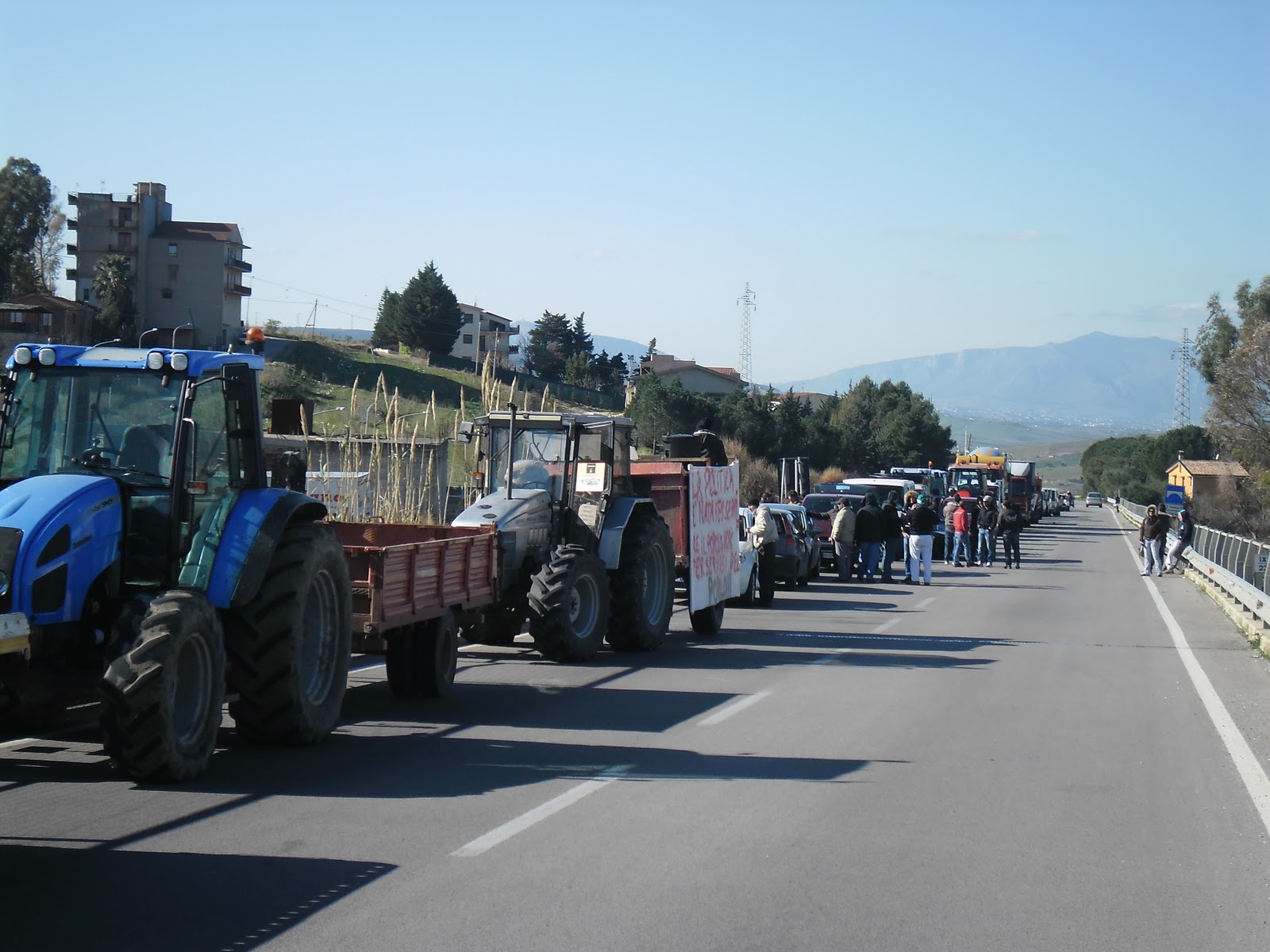 Duro di Sicilia Forza d'urto a Palermo 3° giorno di blocco (report foto)