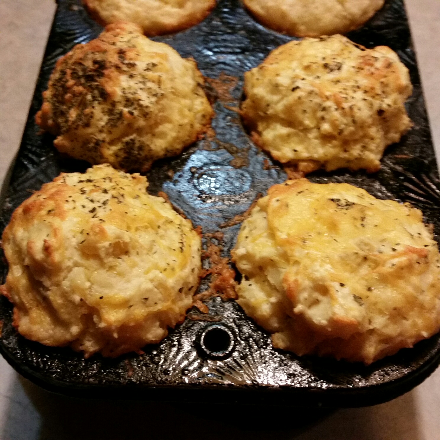 Soul Food Queen Cheese Biscuits