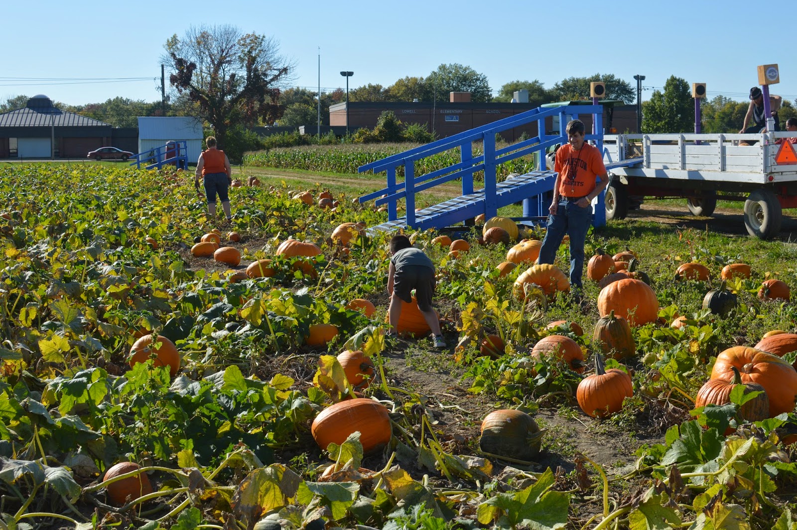 Huang Family Waterman's Pumpkin Patch 2014