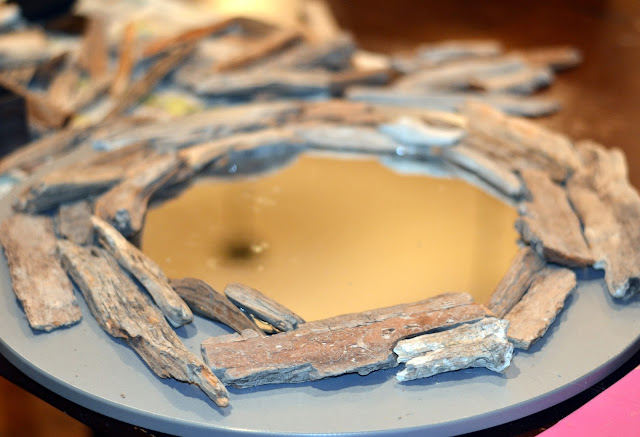 how to make a driftwood mirror