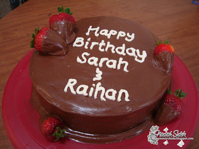 chocolate-covered strawberries cake