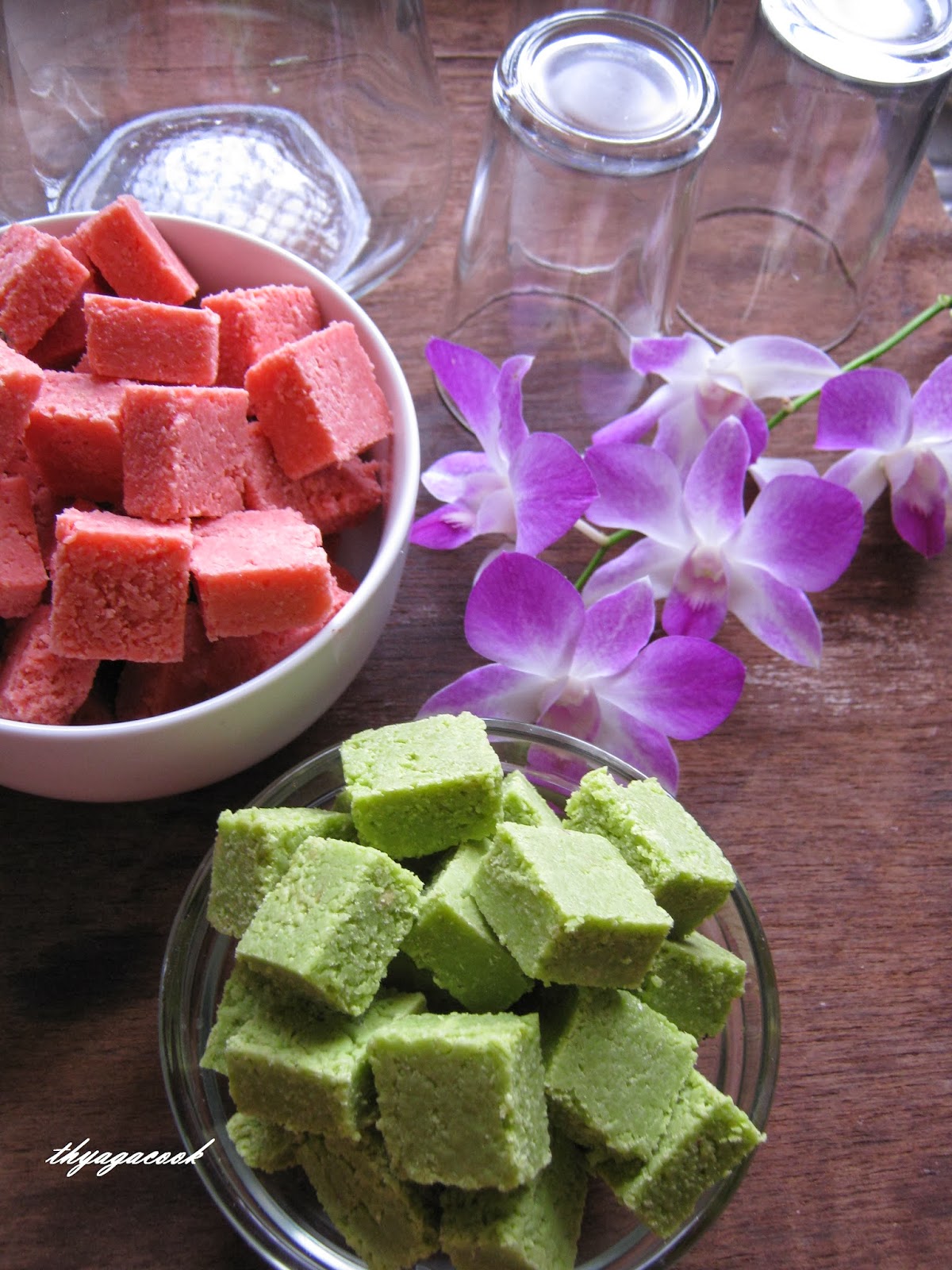 KARI LEAFS Malaysian flavour's COCONUT CANDY