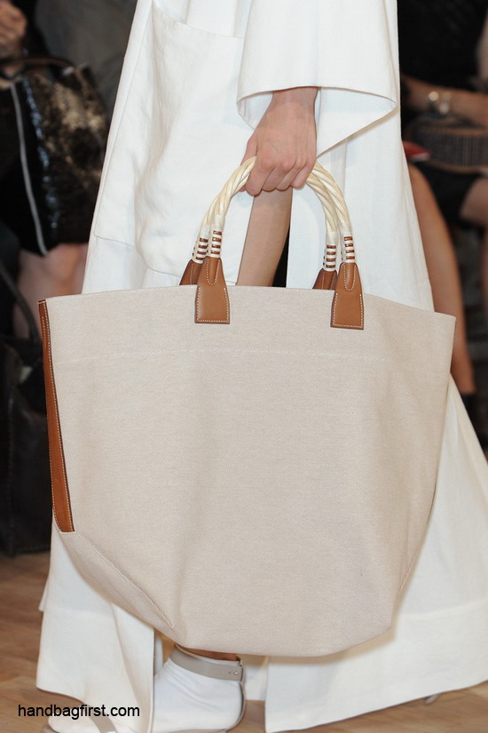 newsforbrand: Fashion Week：Hermes 2012 ss handbags